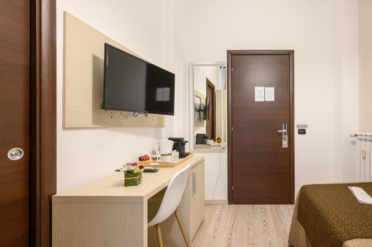 Cola Di Rienzo Suite Guest House Rome Exterior photo